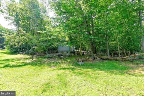 6121 BELMONT ROAD, MINERAL, VA 23117