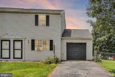 3152 GLEN HOLLOW DRIVE, DOVER, PA 17315