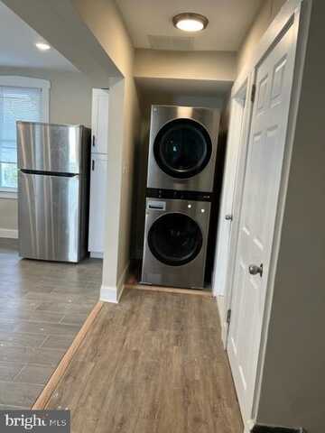 221 EMERALD AVENUE, WESTMONT, NJ 08108