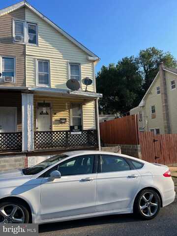 2016 KENSINGTON STREET, HARRISBURG, PA 17104