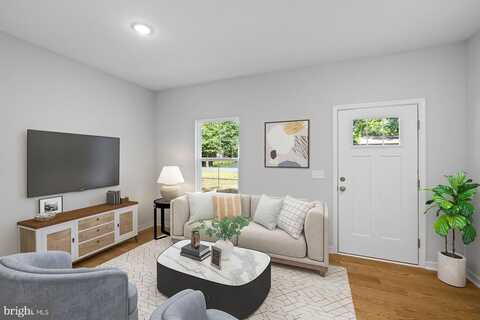 327 YORKTOWN BOULEVARD, LOCUST GROVE, VA 22508