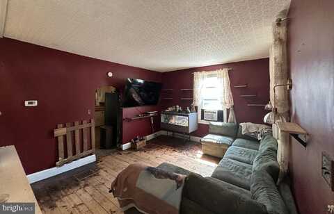 146 HALL STREET, SPRING CITY, PA 19475