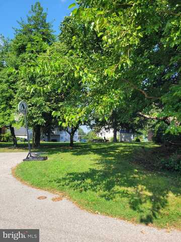 42 COLONIAL AVENUE, WESTMINSTER, MD 21157