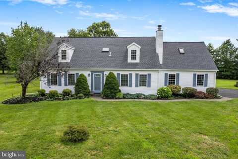 2453 HIETER ROAD, QUAKERTOWN, PA 18951