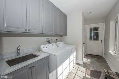 615 KING OF PRUSSIA ROAD, WAYNE, PA 19087