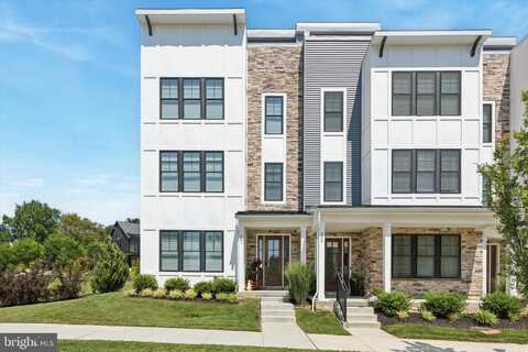 301 W SQUIRE DRIVE, NEWTOWN SQUARE, PA 19073