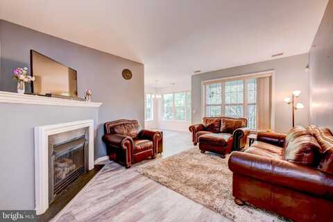 96 KYLE WAY, EWING, NJ 08628