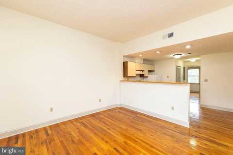 7 W PICCADILLY STREET, WINCHESTER, VA 22601
