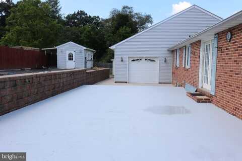 381 SONNY STREET, HANOVER, PA 17331
