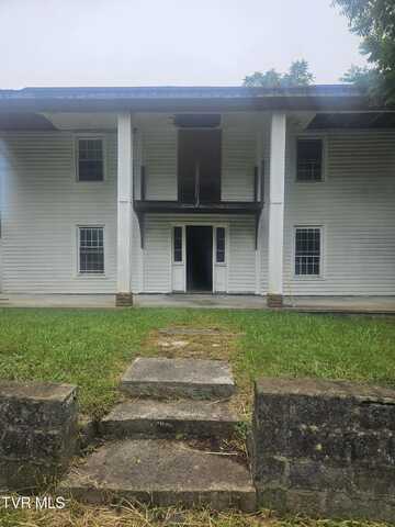 477 Red Oak Ridge Road, Castlewood, VA 24224