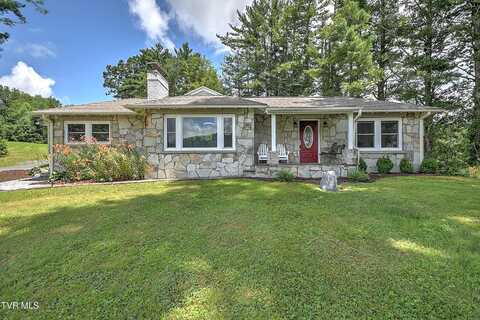 390 Sokassa Road, Newland, NC 28657