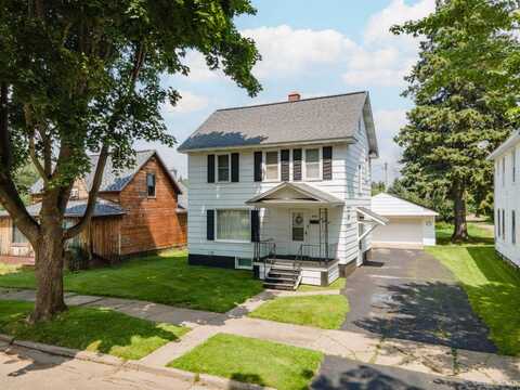 422 W Minckler, Iron River, MI 49935
