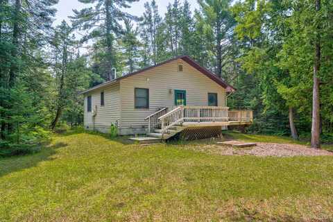 7354 County Road 440, Wetmore, MI 49895