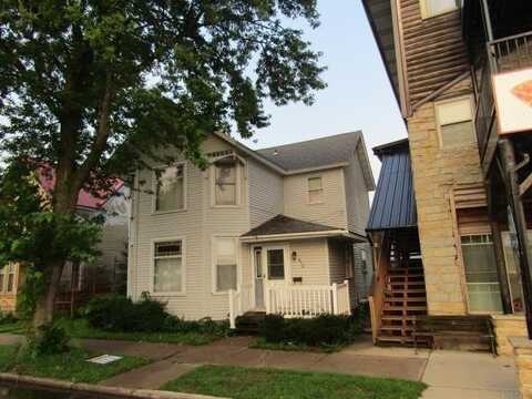 610 S River Park Drive, Guttenberg, IA 52052