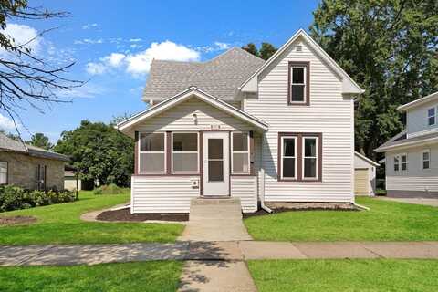 1927 Clay Street, Cedar Falls, IA 50613