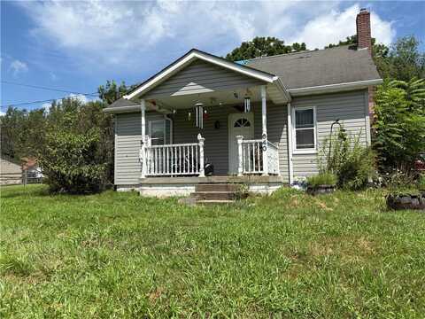 640 Saxonburg Blvd, Clinton, PA 16056