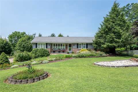 208 Malvina Ln, Unity, PA 15650