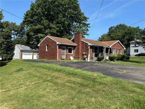 1109 Roosevelt Street, Shenango Twp, PA 16101