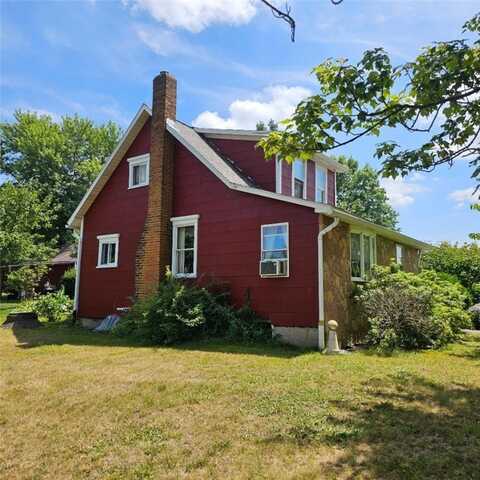 208 Center Street, Daugherty Twp, PA 15066