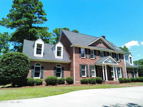 12400 Old Farm Circle, Laurinburg, NC 28352
