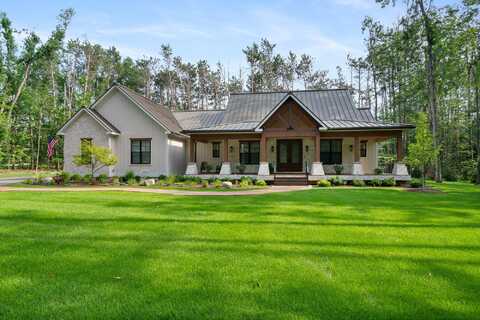 573 Eastwind Drive, Harbor Springs, MI 49740