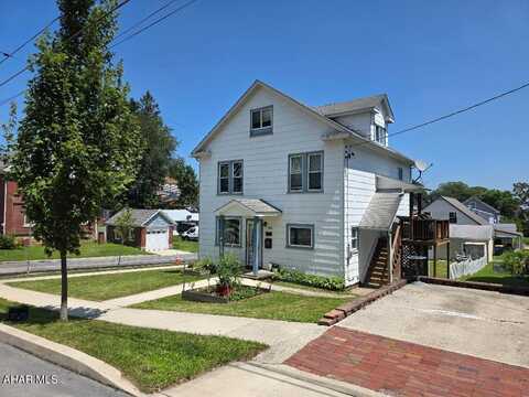 222 N Caroline Street, Ebensburg, PA 15931