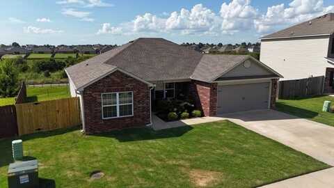 406 Woodland ST, Lowell, AR 72745