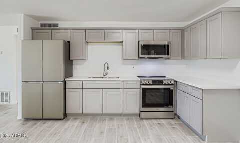 2837 N 71st Avenue, Phoenix, AZ 85035