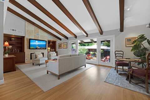 6536 Hanover Ct, Pleasanton, CA 94566