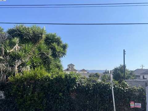 4016 E 12th St., Oakland, CA 94601