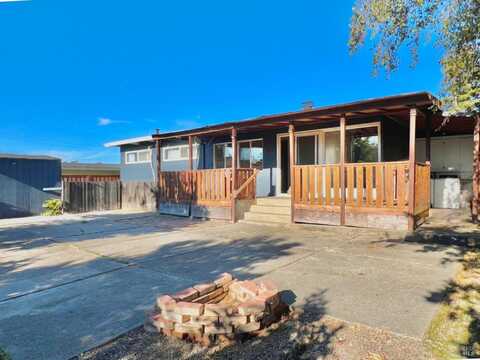 924 E Meadow Avenue, Pinole, CA 94564