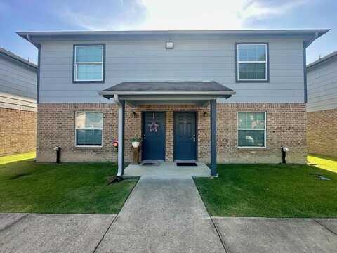 527 N Village Creek Parkway, Lumberton, TX 77657