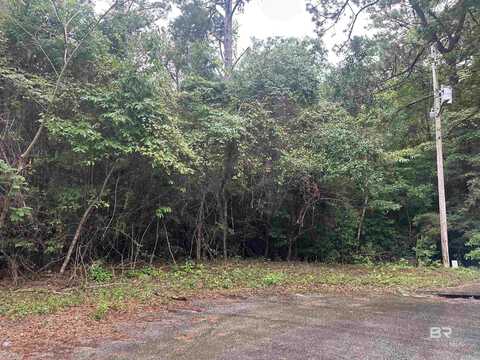 8 Pine Court, Saraland, AL 36571