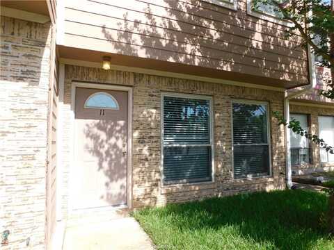 2807 Wildflower Drive, Bryan, TX 77802