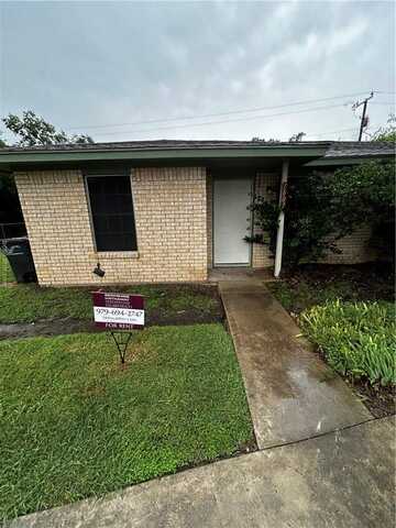 1601 Mossglenn Circle, College Station, TX 77840