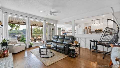 1545 Buckingham Drive, Camdenton, MO 65020