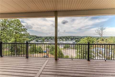 420 Outer Drive, Lake Ozark, MO 65049