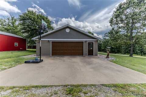 178 Hicks Pond Circle, Roach, MO 65787