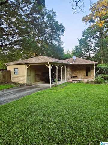 2501 5TH STREET, CENTER POINT, AL 35215