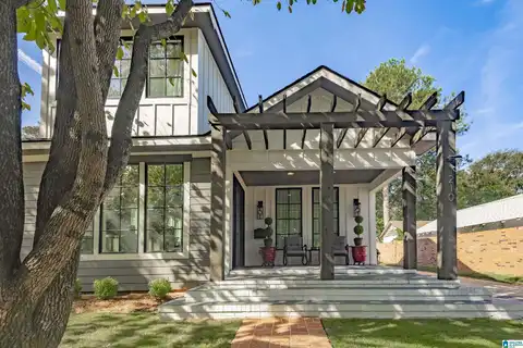1210 OAKWOOD AVENUE, TUSCALOOSA, AL 35401