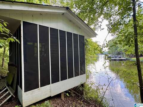 82 MUFFIT DRIVE, WEDOWEE, AL 36278