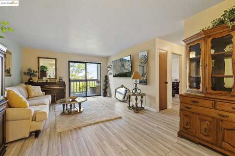 19849 Villa Drive #113, Sonora, CA 95370