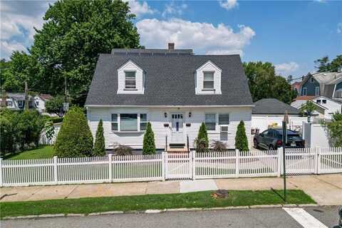 325 College Avenue, Staten Island, NY 10314