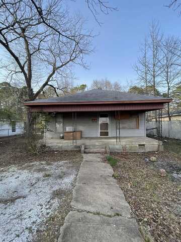 1808 logan Street, Arkadelphia, AR 71923