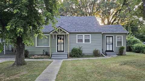 210 S Valley St, Rector, AR 72461