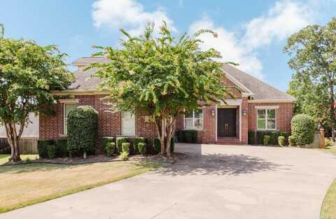 36 Glasgow Court, Little Rock, AR 72211