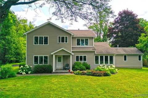 97 Jewett Holmwood Road, Aurora, NY 14052