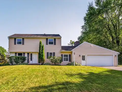 63 Fawn Ridge Road, Henrietta, NY 14467