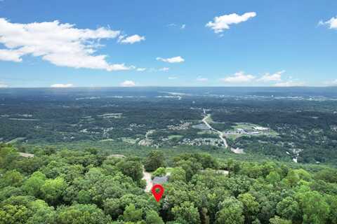 1301 E Brow Road, Signal Mountain, TN 37377