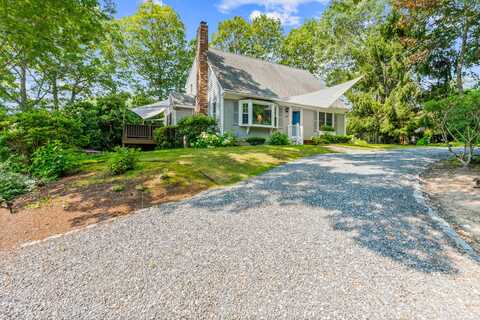 20 Monahansett Road, Mashpee, MA 02649